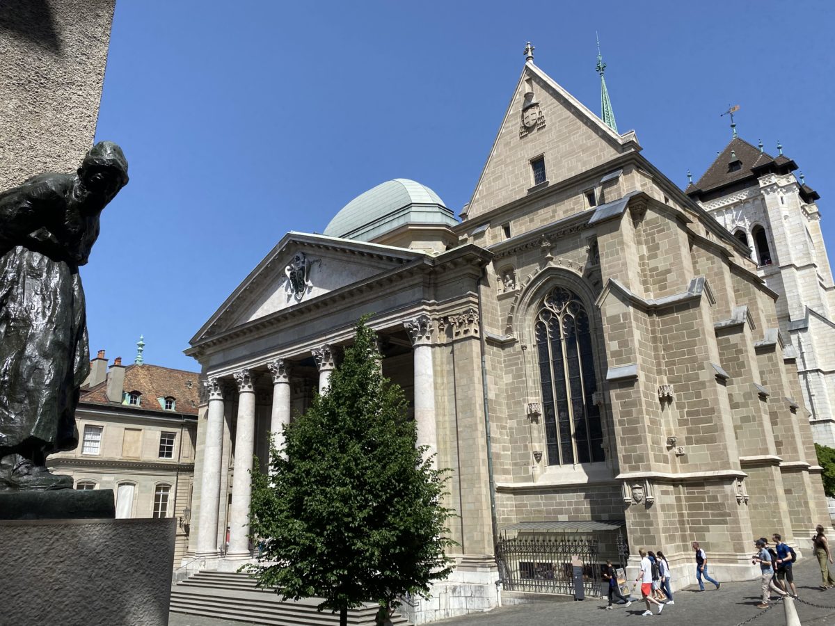 Вид на собор Святого Петра в Женеве